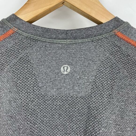 Lululemon T Shirt Size Small Mens Gray Metal Vent Tech Short Sleeve Gym Tee - Picture 8 of 8